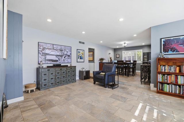 3111 Cowan Cir, Sacramento, CA 95821