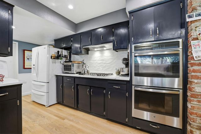 3111 Cowan Cir, Sacramento, CA 95821