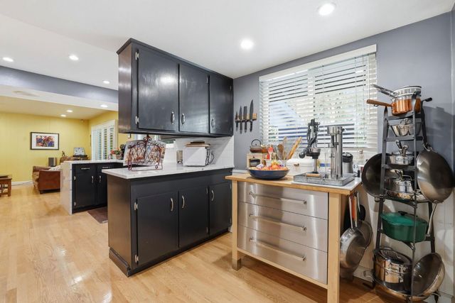 3111 Cowan Cir, Sacramento, CA 95821