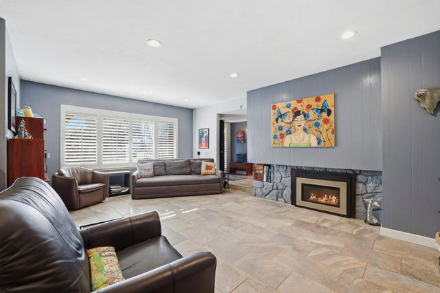 3111 Cowan Cir, Sacramento, CA 95821