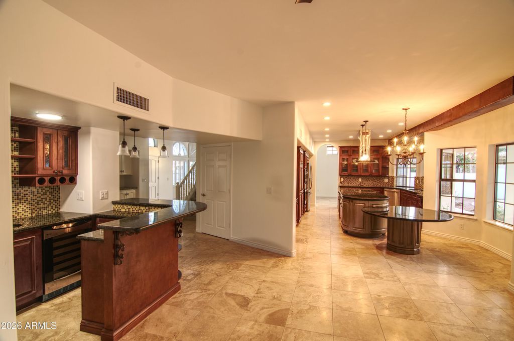 Image 7 of property listing at 16006 S 36TH Street, Phoenix, AZ 85048