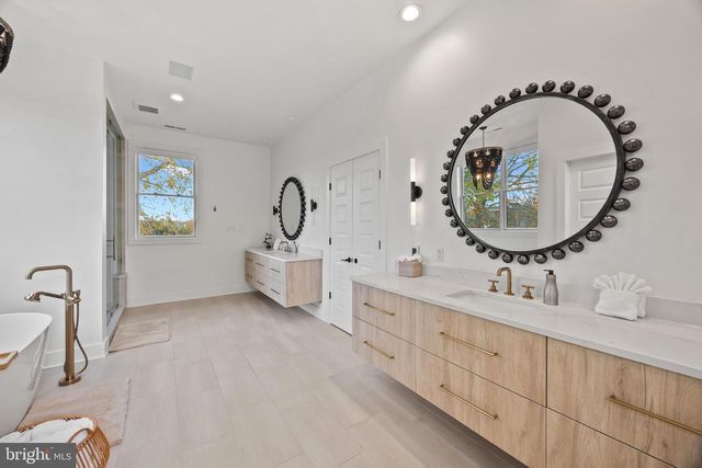 9170 HUNTING CREEK LN, Easton, MD 21601