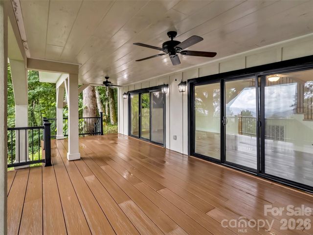 1551 Apple Creek Road, Waynesville, NC 28786