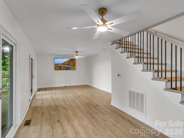 1551 Apple Creek Road, Waynesville, NC 28786