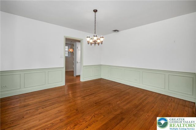 3135 Center Street, Bethlehem City, PA 18017