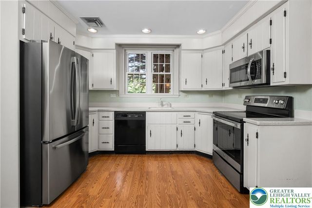3135 Center Street, Bethlehem City, PA 18017