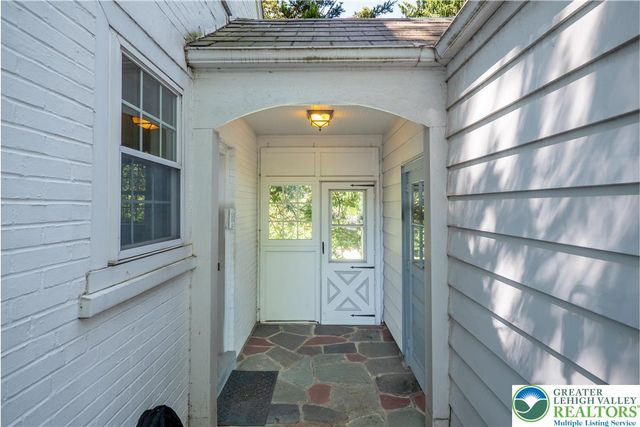 3135 Center Street, Bethlehem City, PA 18017