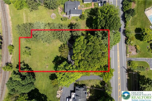 3135 Center Street, Bethlehem City, PA 18017