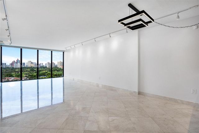 3375 N Country Club Drive 1605, Aventura, FL 33180