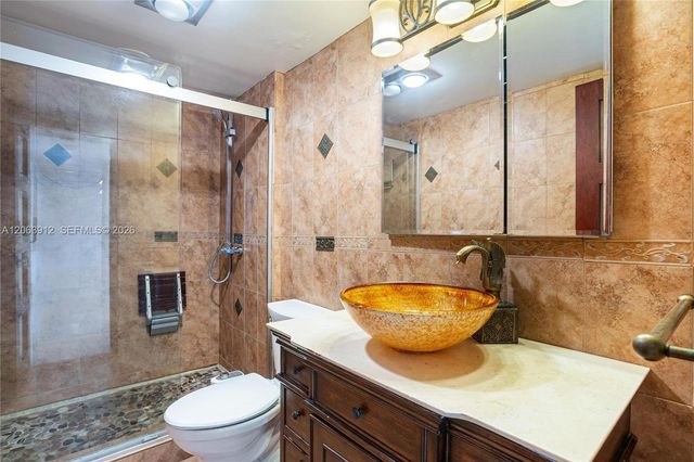 3375 N Country Club Drive 1605, Aventura, FL 33180