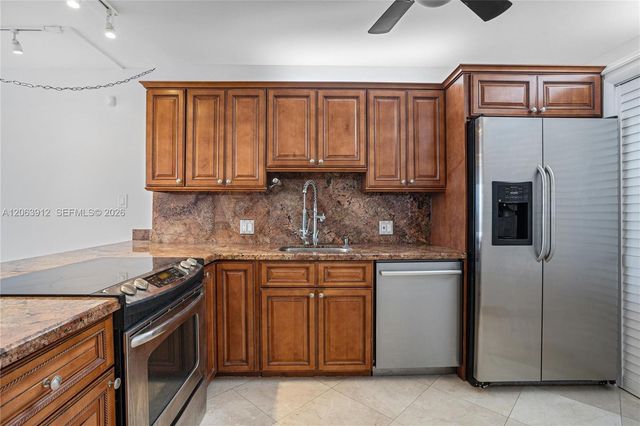 3375 N Country Club Drive 1605, Aventura, FL 33180