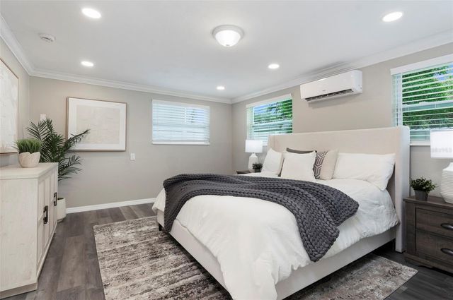 4911 CHANCELLOR STREET NE, St Petersburg, FL 33703