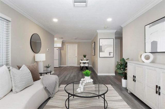 4911 CHANCELLOR STREET NE, St Petersburg, FL 33703