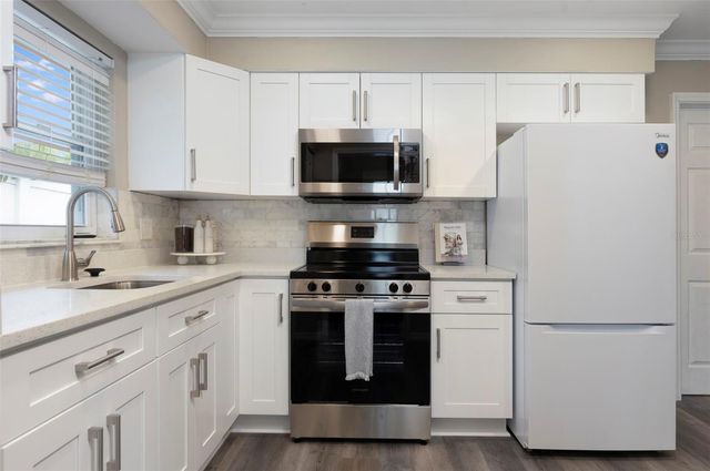 4911 CHANCELLOR STREET NE, St Petersburg, FL 33703