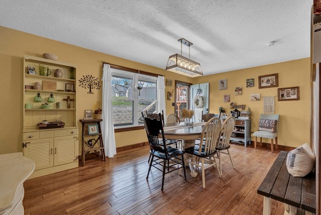 465 Winding River Ln, Sparta, TN 38583