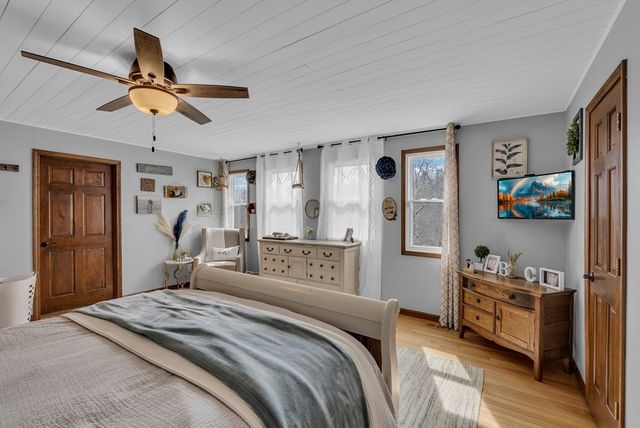 465 Winding River Ln, Sparta, TN 38583