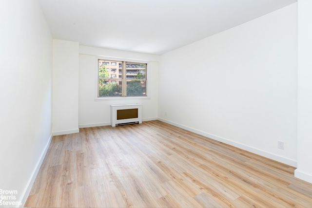 2621 Palisade Ave Apt 1G, New York City, NY 10463