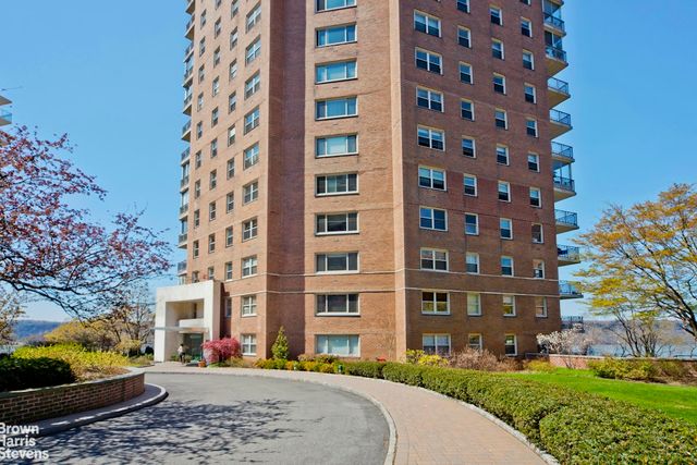2621 Palisade Ave Apt 1G, New York City, NY 10463