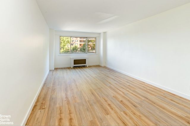 2621 Palisade Ave Apt 1G, New York City, NY 10463
