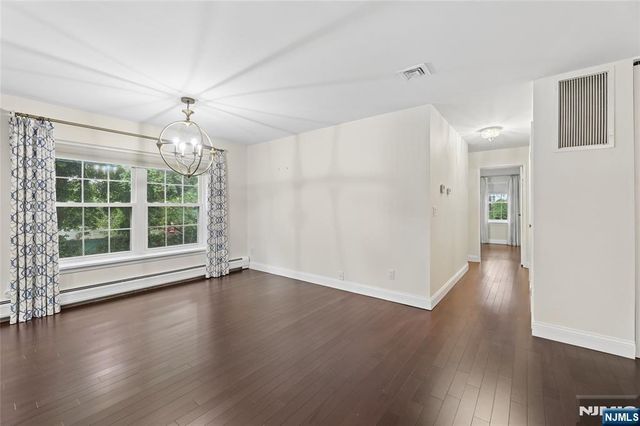 364 Ridgewood Avenue 3, Ridgewood, NJ 07450