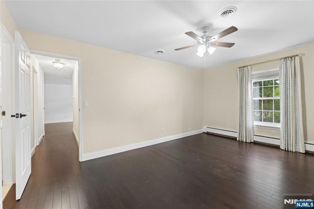 364 Ridgewood Avenue 3, Ridgewood, NJ 07450