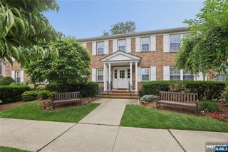 364 Ridgewood Avenue 3, Ridgewood, NJ 07450