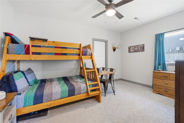 812 Old Mill Lane, Solon, IA 52333