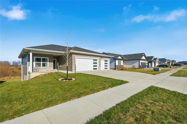 812 Old Mill Lane, Solon, IA 52333