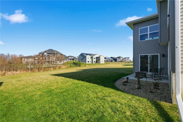 812 Old Mill Lane, Solon, IA 52333