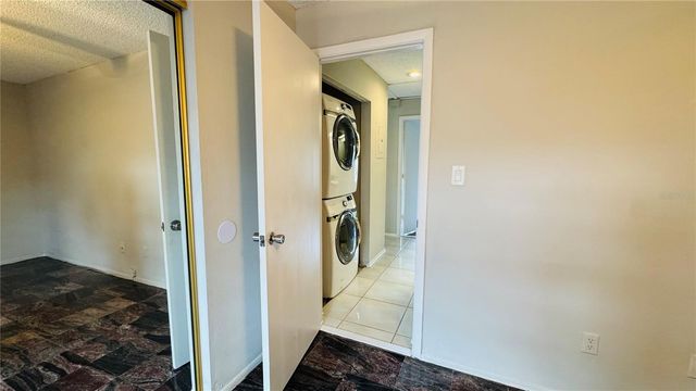 4415 PINEBARK AVENUE 48-4, Orlando, FL 32811