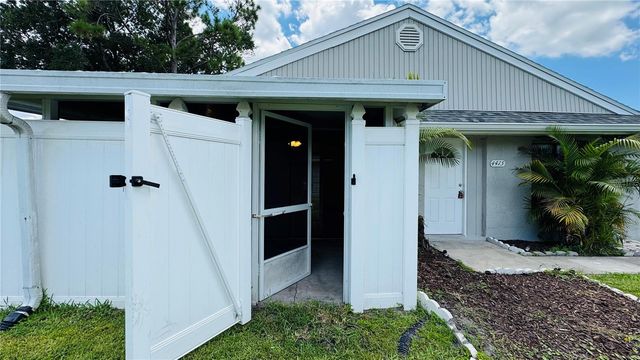 4415 PINEBARK AVENUE 48-4, Orlando, FL 32811