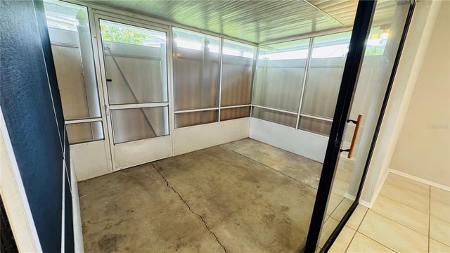 4415 PINEBARK AVENUE 48-4, Orlando, FL 32811