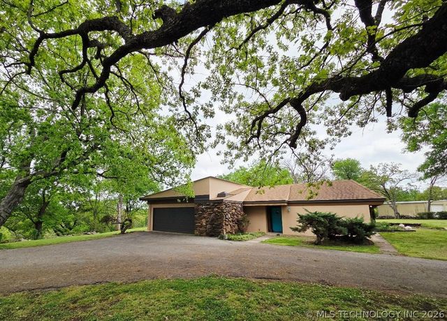 7201 E 576 Road, Catoosa, OK 74015