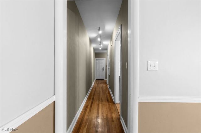 2759 Hampshire Road 3, Cleveland Heights, OH 44106