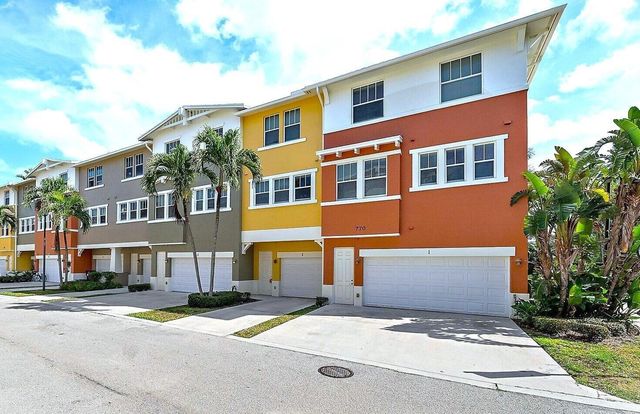 770 MILLBRAE Court 4, West Palm Beach, FL 33401