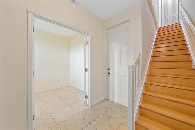 770 MILLBRAE Court 4, West Palm Beach, FL 33401