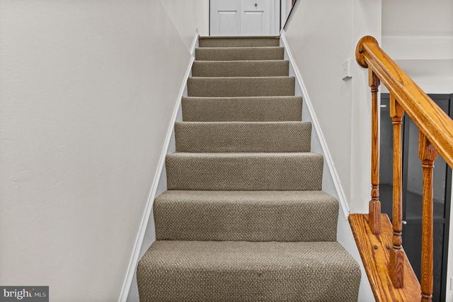 7238 LENSFIELD CT, Alexandria, VA 22315