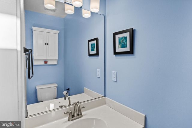 7238 LENSFIELD CT, Alexandria, VA 22315