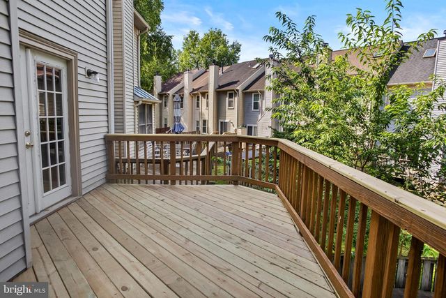 7238 LENSFIELD CT, Alexandria, VA 22315