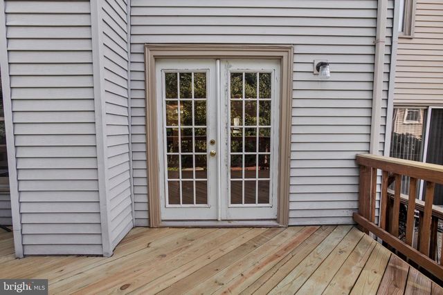 7238 LENSFIELD CT, Alexandria, VA 22315