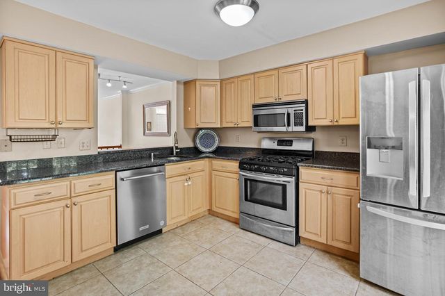7238 LENSFIELD CT, Alexandria, VA 22315