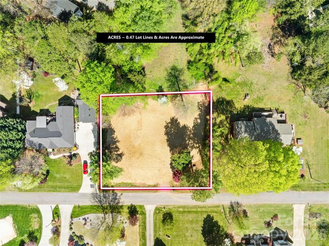 126 Aqua Drive 4, Mooresville, NC 28117