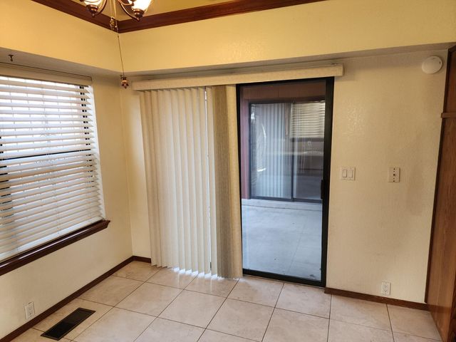 9335 Admiral Lowell Place NE, Albuquerque, NM 87111