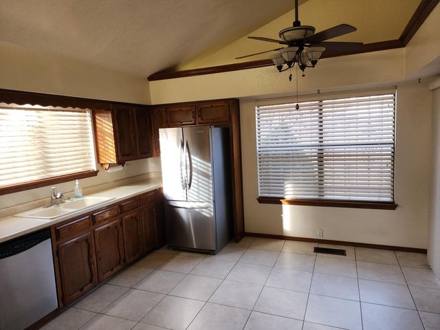 9335 Admiral Lowell Place NE, Albuquerque, NM 87111