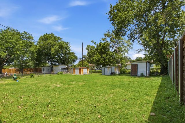 1625 Meadowbrook Drive, Garland, TX 75042