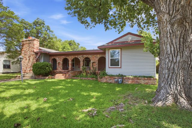 1625 Meadowbrook Drive, Garland, TX 75042