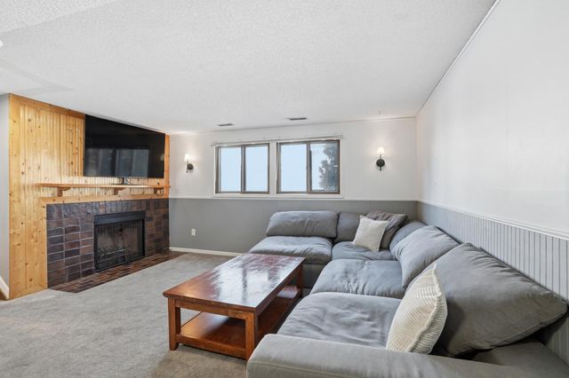 5109 84th Court N, Brooklyn Park, MN 55443