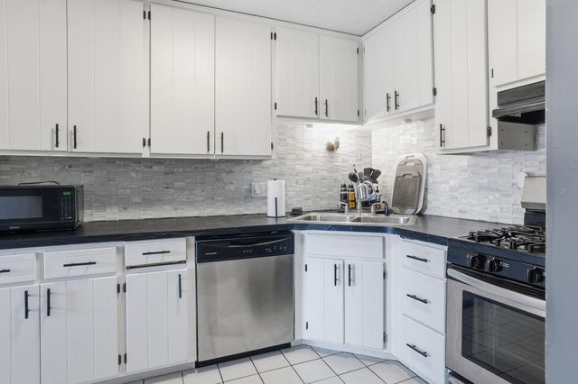 5109 84th Court N, Brooklyn Park, MN 55443