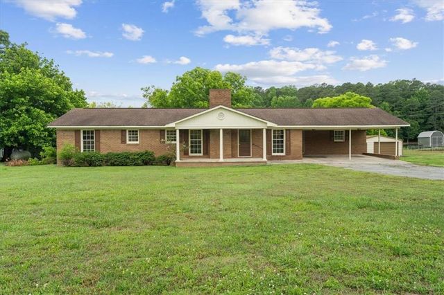 687 Johnson Lake Road SE, Adairsville, GA 30103