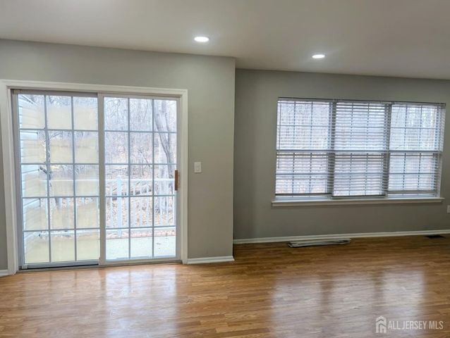 259 Retta Court, Piscataway, NJ 08854